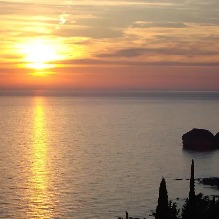 Pelagos Agios Gordios * Agios Gordios (Corfu)