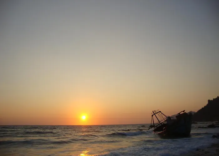 Pelagos Agios Gordios * Agios Gordios (Corfu)